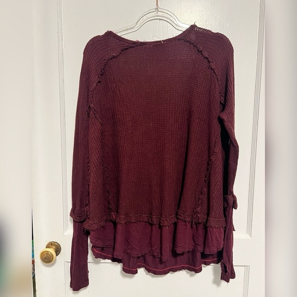 Free People Women Catalina
High Low Rib Trim Thermal Top
Burgundy Size S - Picture 6 of 6